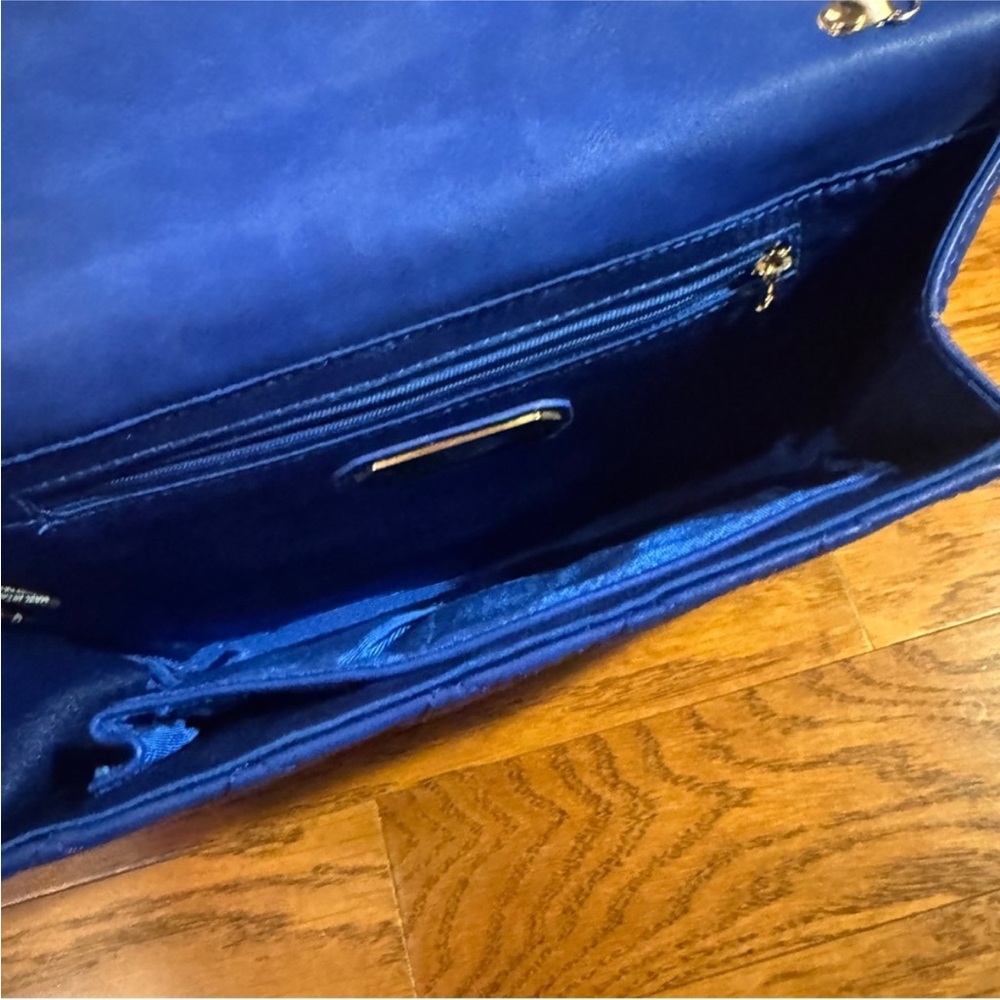 Urban Expressions | Blue Quilted Clutch Bag - Picture 4 of 8